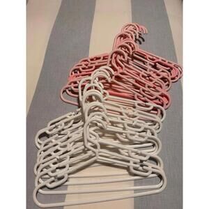 28 Kids Hangers